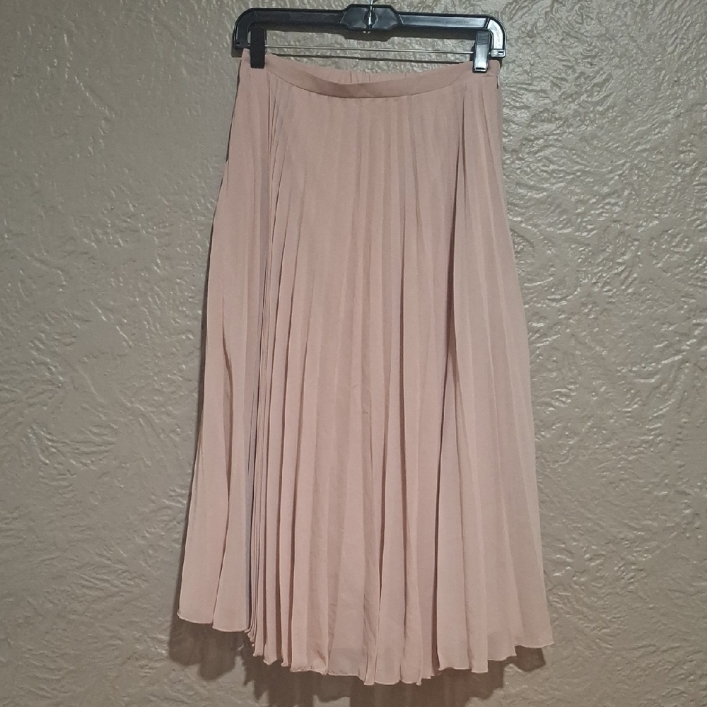 NEW.ASOS Women's Blush Midi Pleated Skirt Size 6